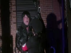 Slut got hanged up in ropes and almost fainted